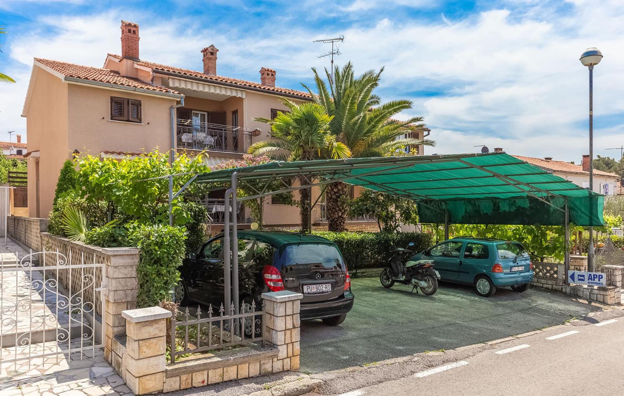 Emi Lägenhet Poreč Exteriör bild